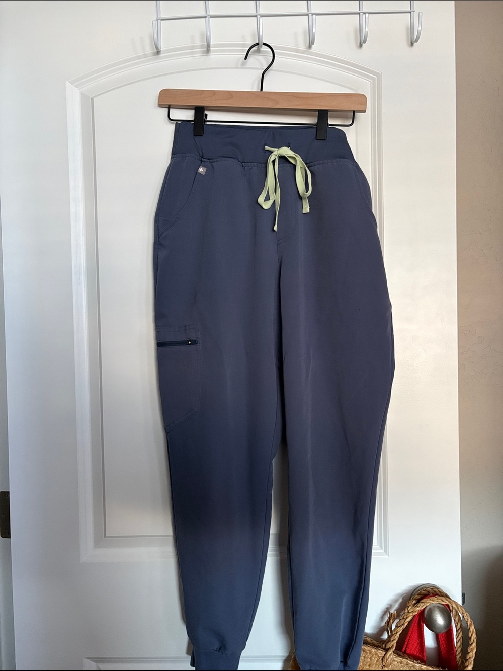 Figs Zamora Jogger scrub pants. Space Navy. Size medium petite